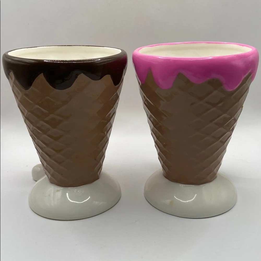 Galerie M&M’s Ceramic Waffle Cone Ice Cream Cup Red & Green Set of 2